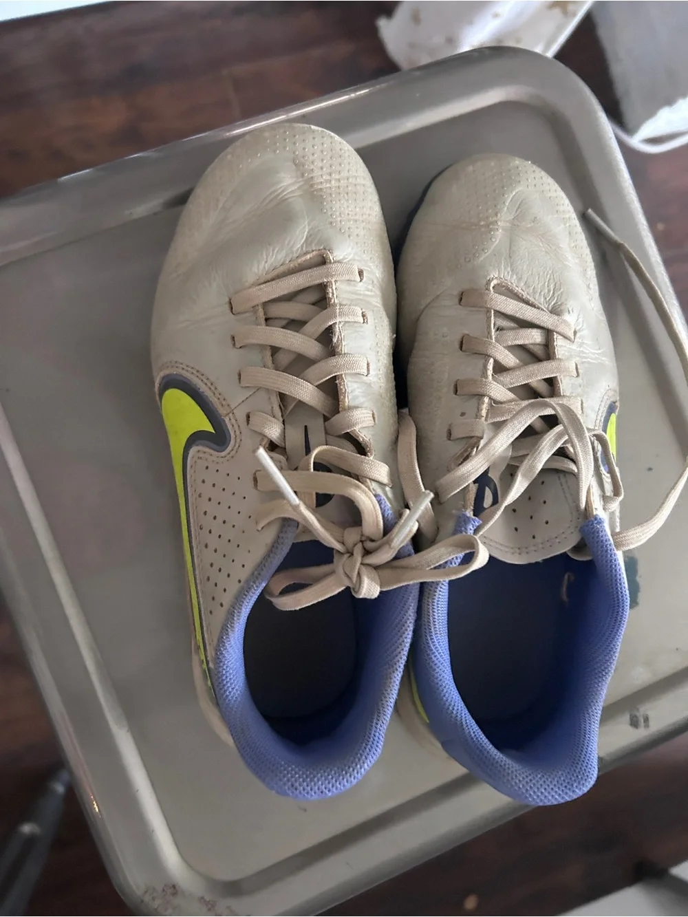 Nike Tiempo Legend 9 Academy turf soccer shoes US 1.5 Youth